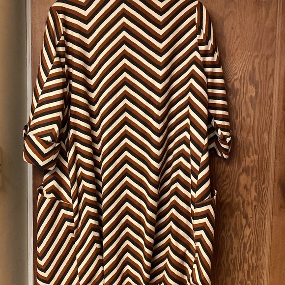 Eva Franco Car Coat - Picture 5 of 5